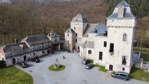 Les Ecuries du Château de Lassus